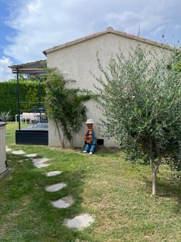 Les Taillades Chez Frederique Et Jean-Claude酒店 外观 照片
